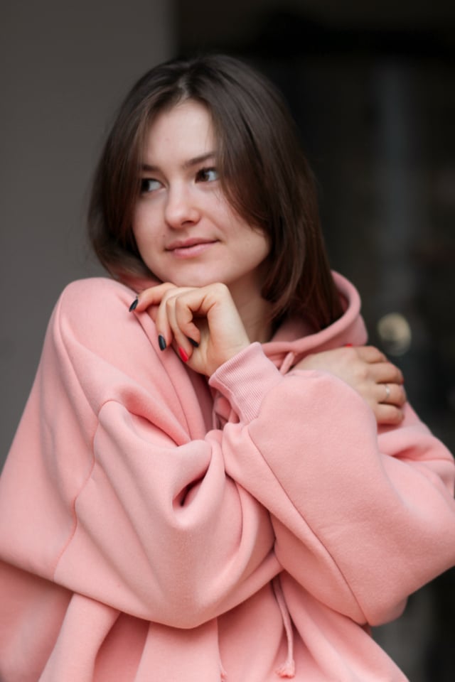 Рожеве худі на флісі — фото 3